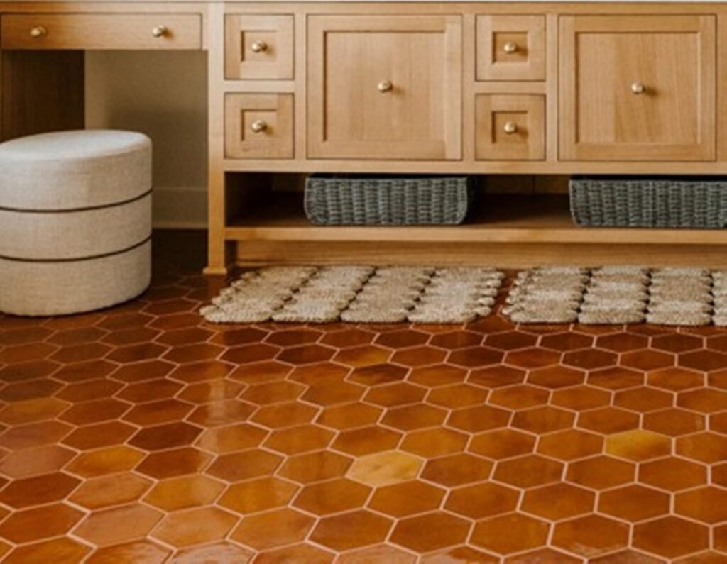 Keramik Motif Kayu Hexagon